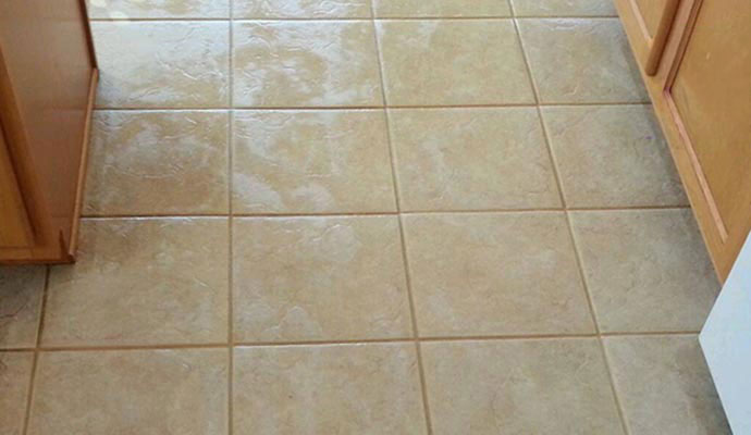 clean kitchen tile