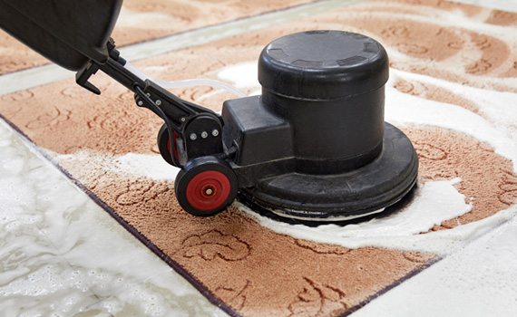 Carpet cleaning use equipment