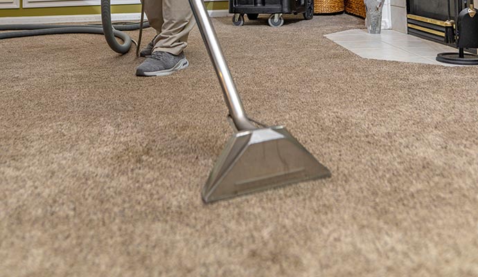 carpet cleaning process using a specialized tool